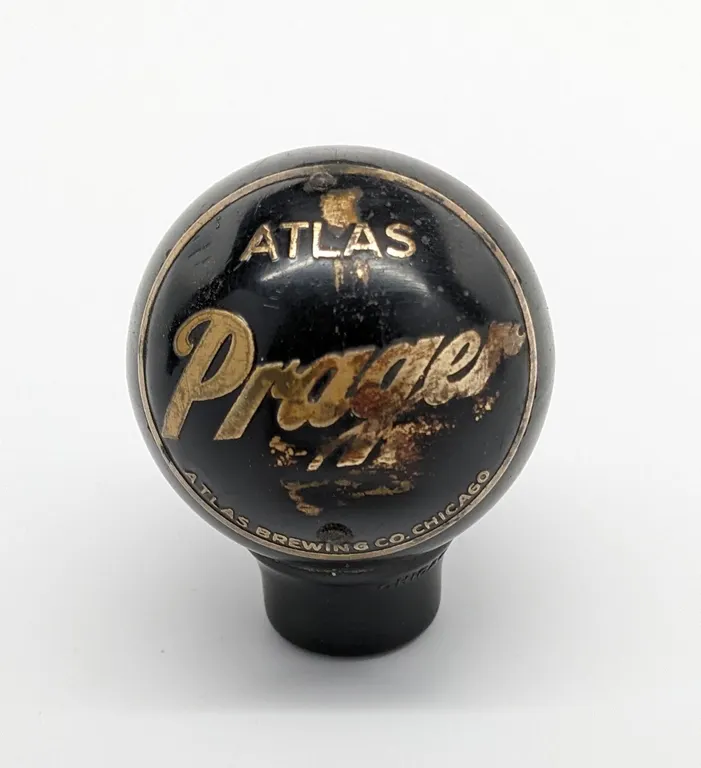 BALL TAP KNOB HANDLE ATLAS PRAGER BEER CHICAGO ILLINOIS (DAKA-WARE)