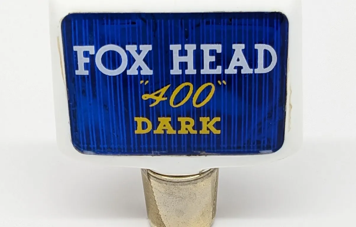 TAP KNOB HANDLE FOX HEAD "400" DARK BEER WAUKESHA WISCONSIN