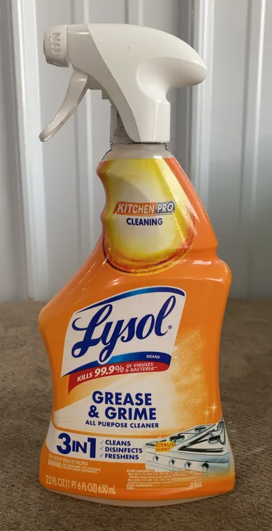 *NEW* Lysol Kitchen Pro Grease & Grime All Purpose Cleaner, 22 OZ