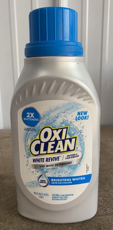 *NEW* OxiClean White Revive Liquid Laundry Additive - 66 fl oz