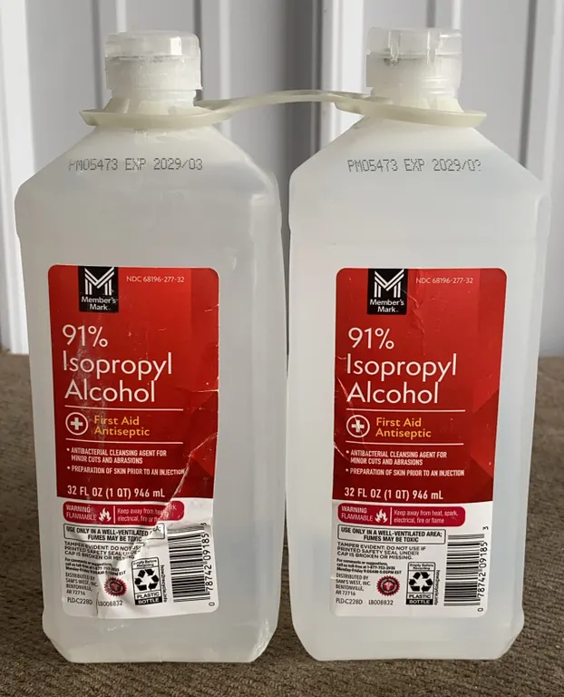 *NEW* 2 Equate 91% Isopropyl Alcohol, 32 OZ Each - Best By 3/2029