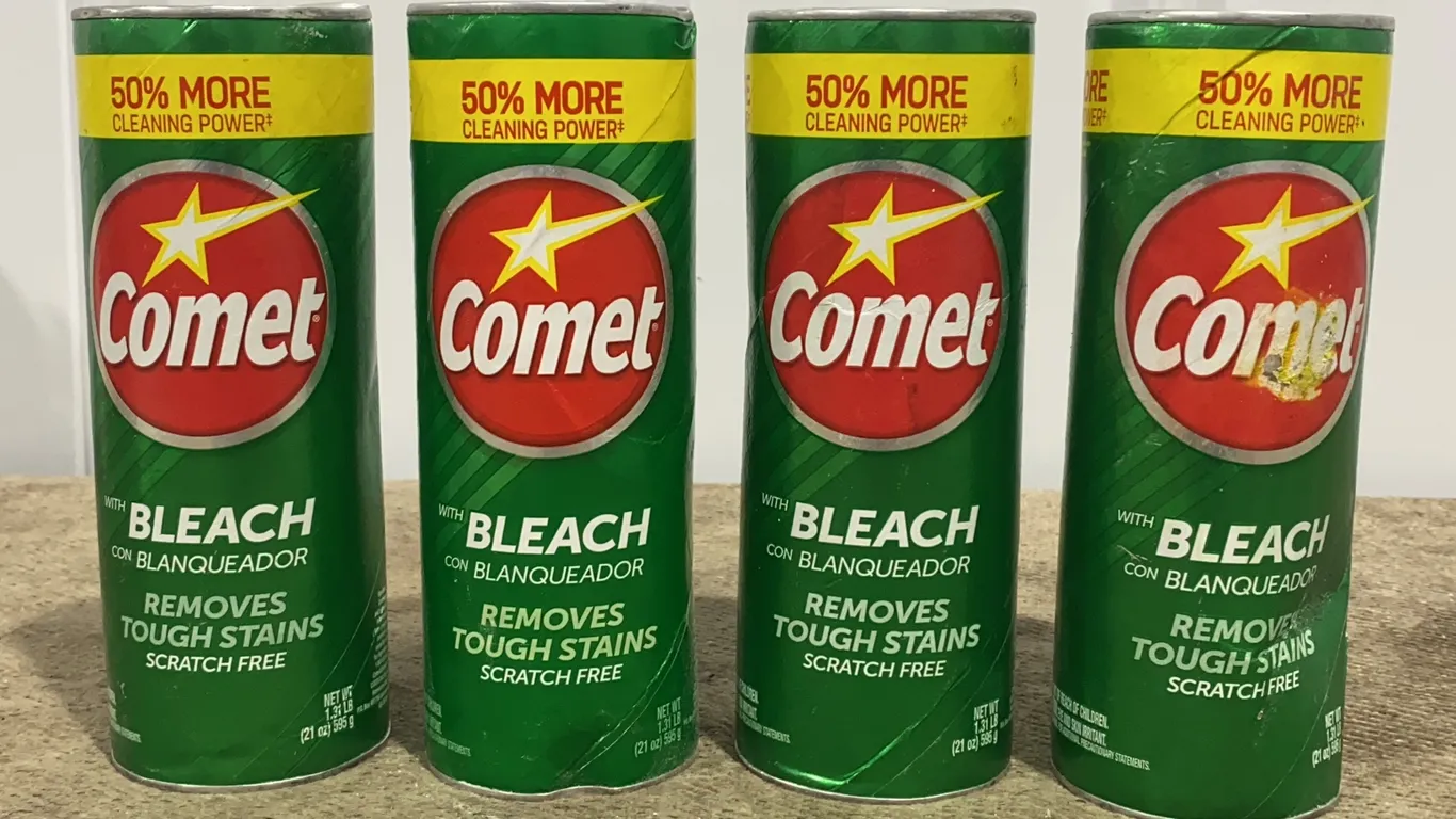 *NEW* 4 Comet w/ Bleach, 21 OZ Each