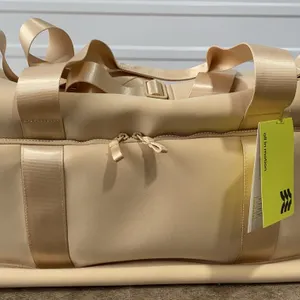 *NEW* All In Motion Faux Neoprene Weekender Bag - Cream