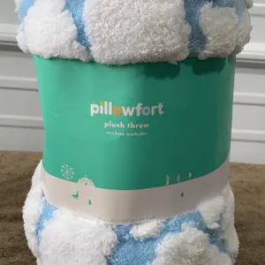 *NEW* Pillowfort Blue and White Cloud Plush Throw - 50"W x 60"L