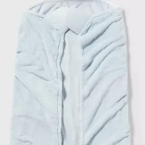 **APPEARS NEW** The Disney Collection by Pillowfort Princess Cinderella Kids' Hooded Blanket