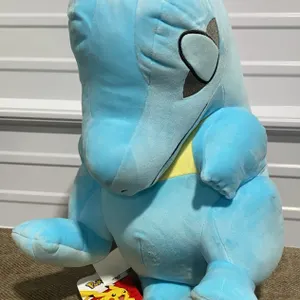 *NEW* Pokemon 18" Sleeping Plush Totodile