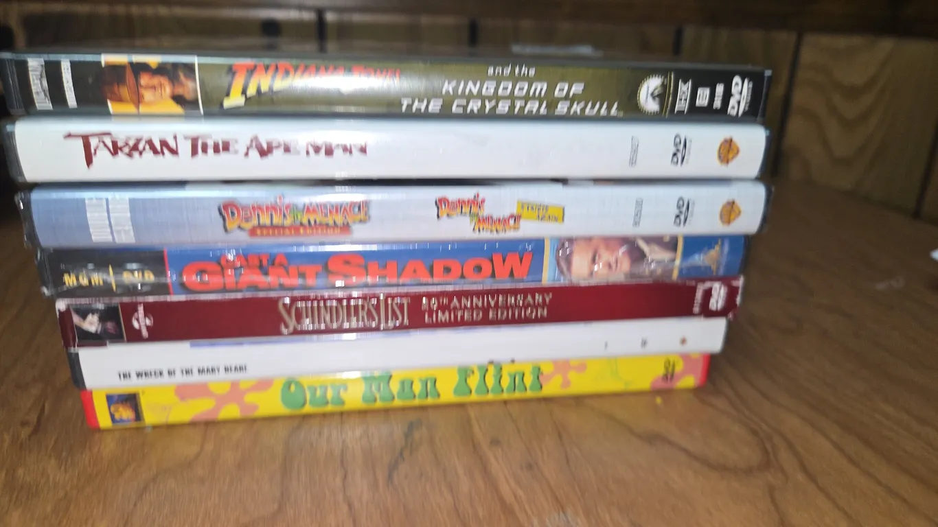 DVD lot indiana jones tarzan schindler's list