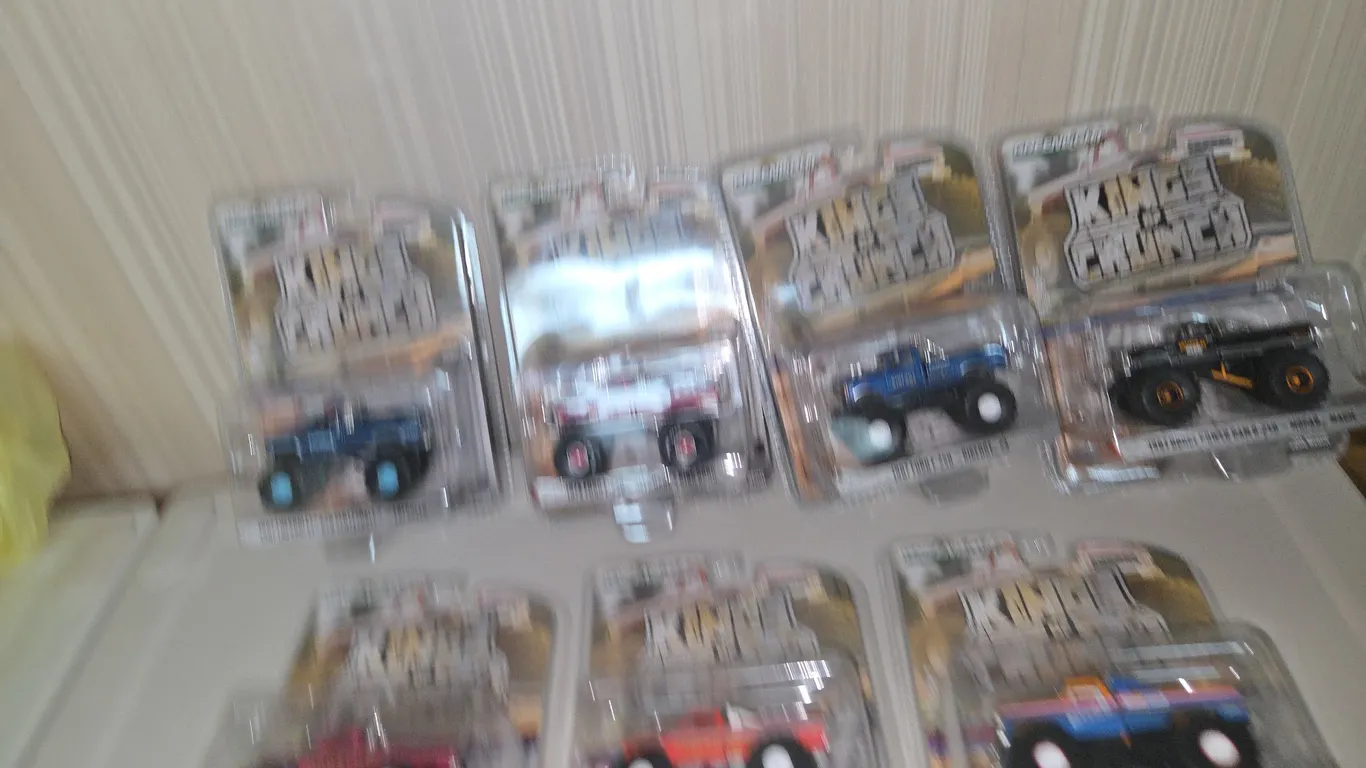 7 BRAND NEW KINGS OF CRUNCH TRUCKS