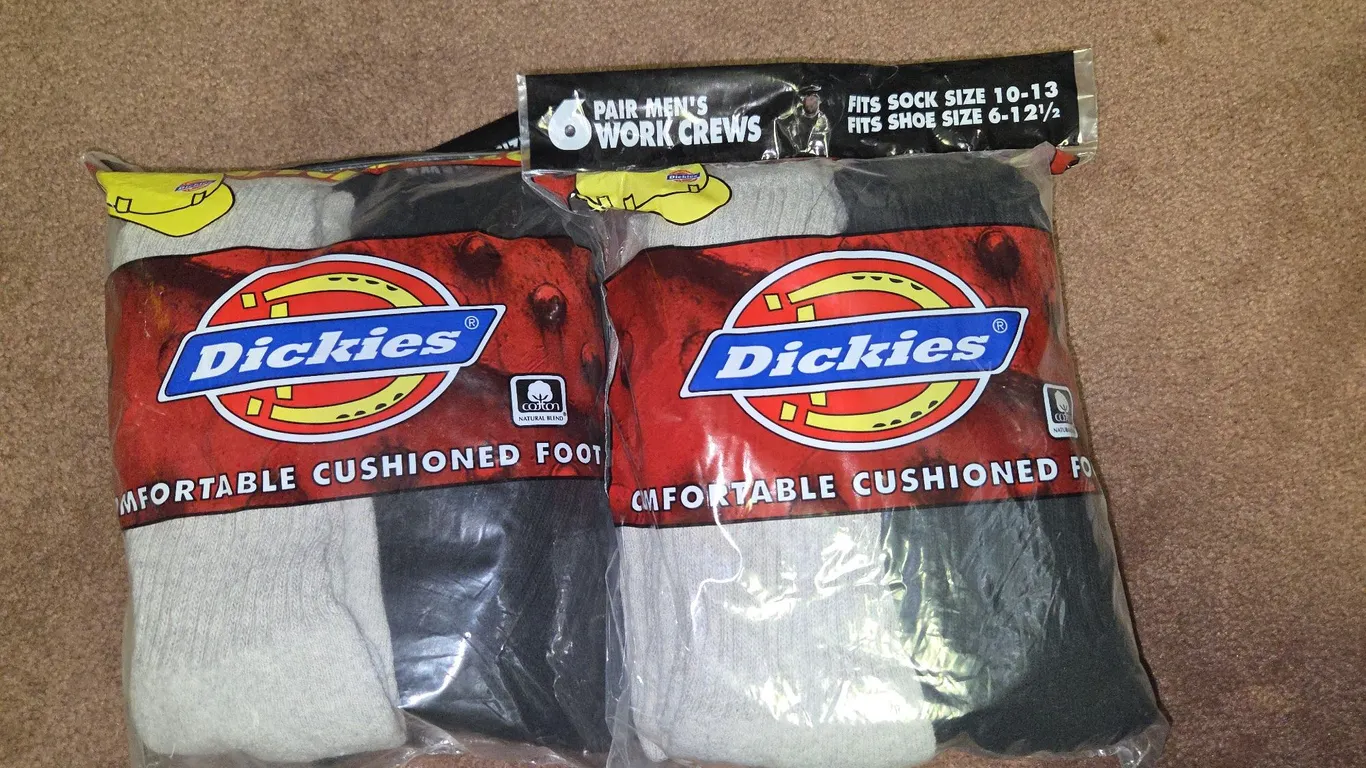 Brand new Dickies socks size 10-13