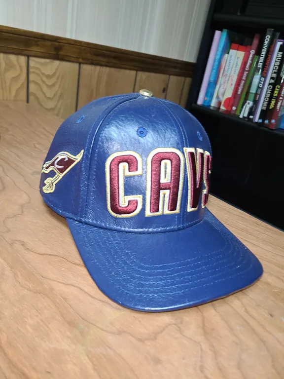 Cleveland cavaliers leather hat