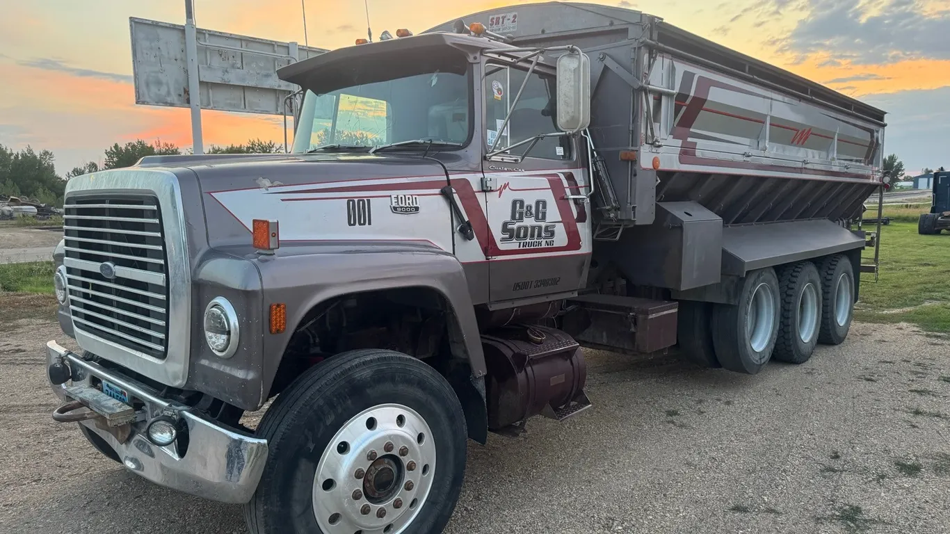 1978 Ford 9000 triaxle