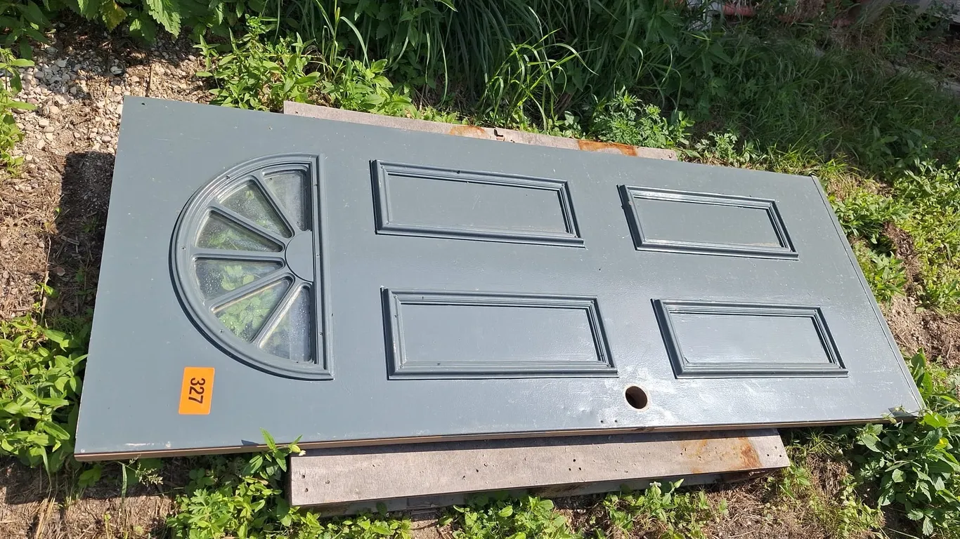 1 Door. 80"H 32"W