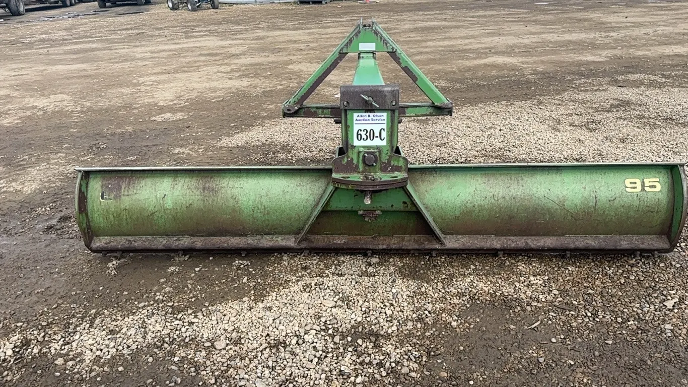 JD 3 PTH 9' BLADE - s/n W00095X003202