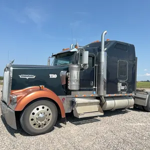 ID 4972 2005 Kenworth W900