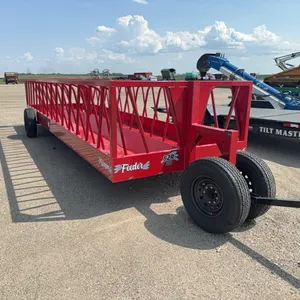 ID 0023 IA 82R Bale Feeder Wagon