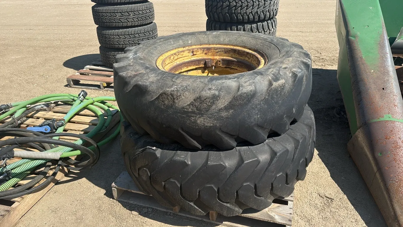 ID 0003 Loader Tires (2)