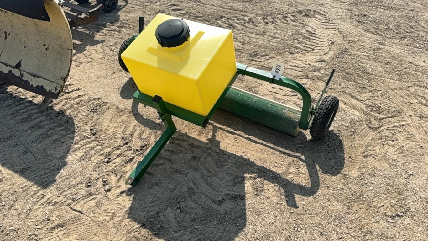 ID 4974 F/S Mfg Weed Roller