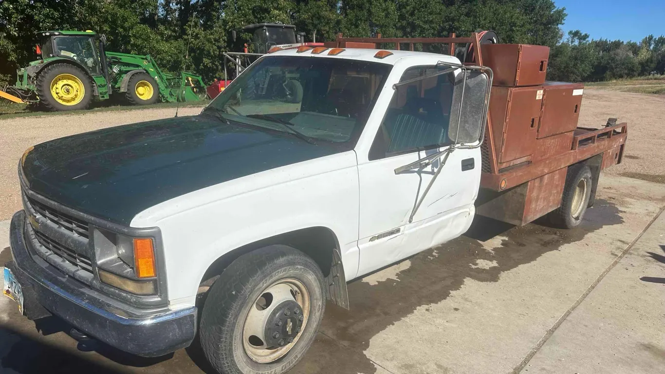 Chevrolet 3500 Service Truck