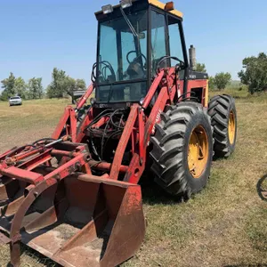 1985 Versatile 256 Bi-Directional Tractor