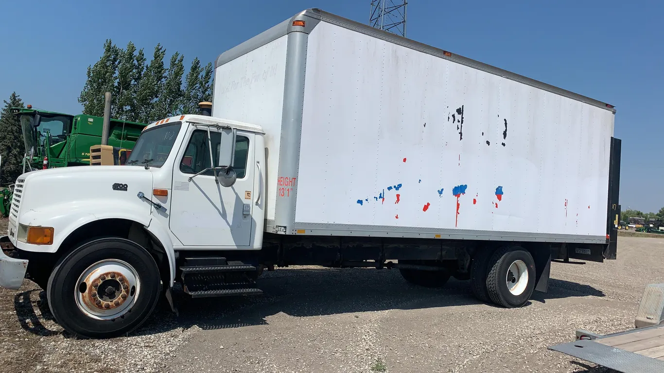 1998 International 4700 Box Truck