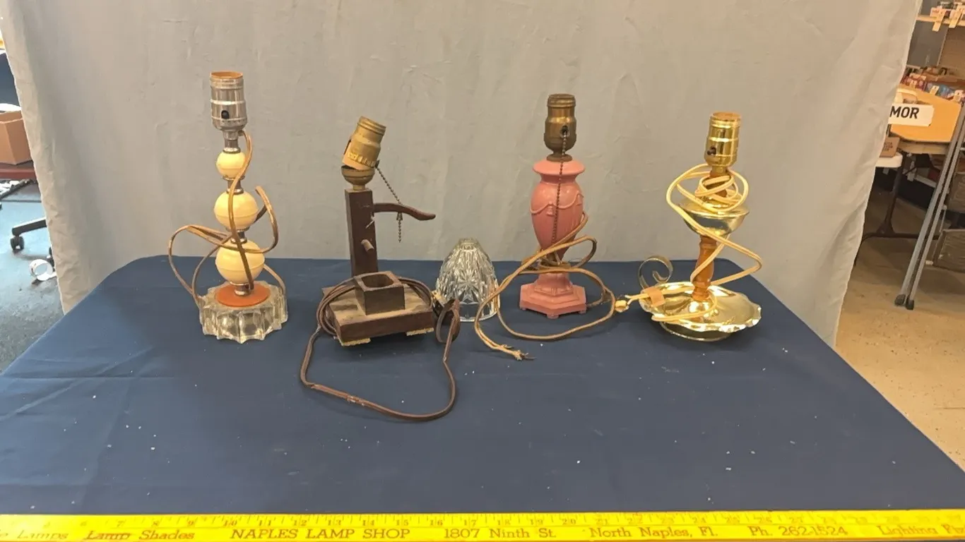 Desk lamps