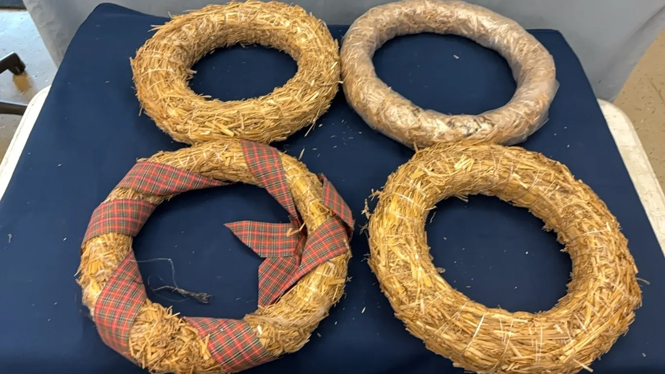 Straw rings