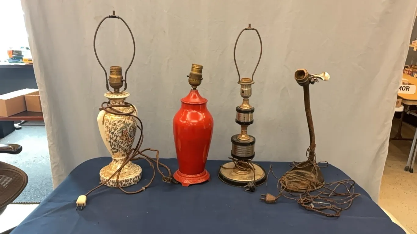 Desk lamps