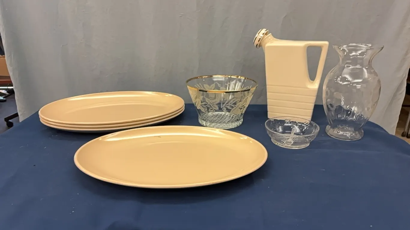 Trays, bowls, and vase