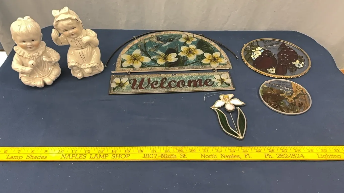 Glass decor