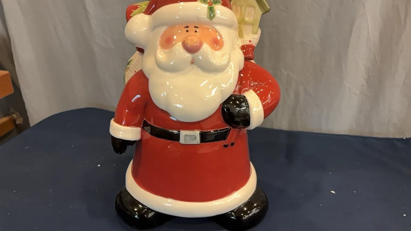 Santa cookie jar
