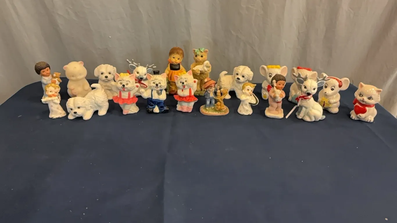 Small figurines