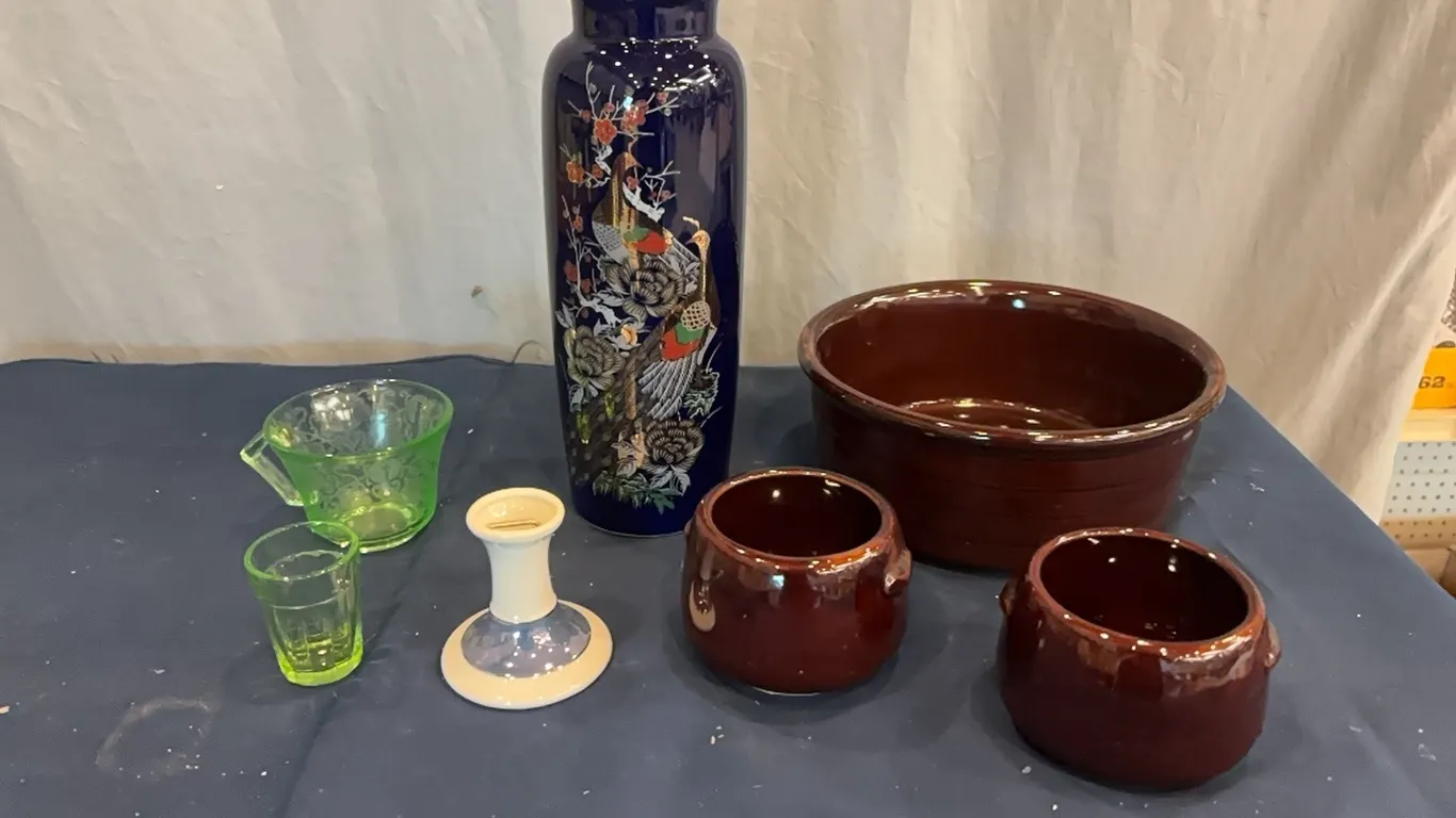 Vase, bowls, and cups