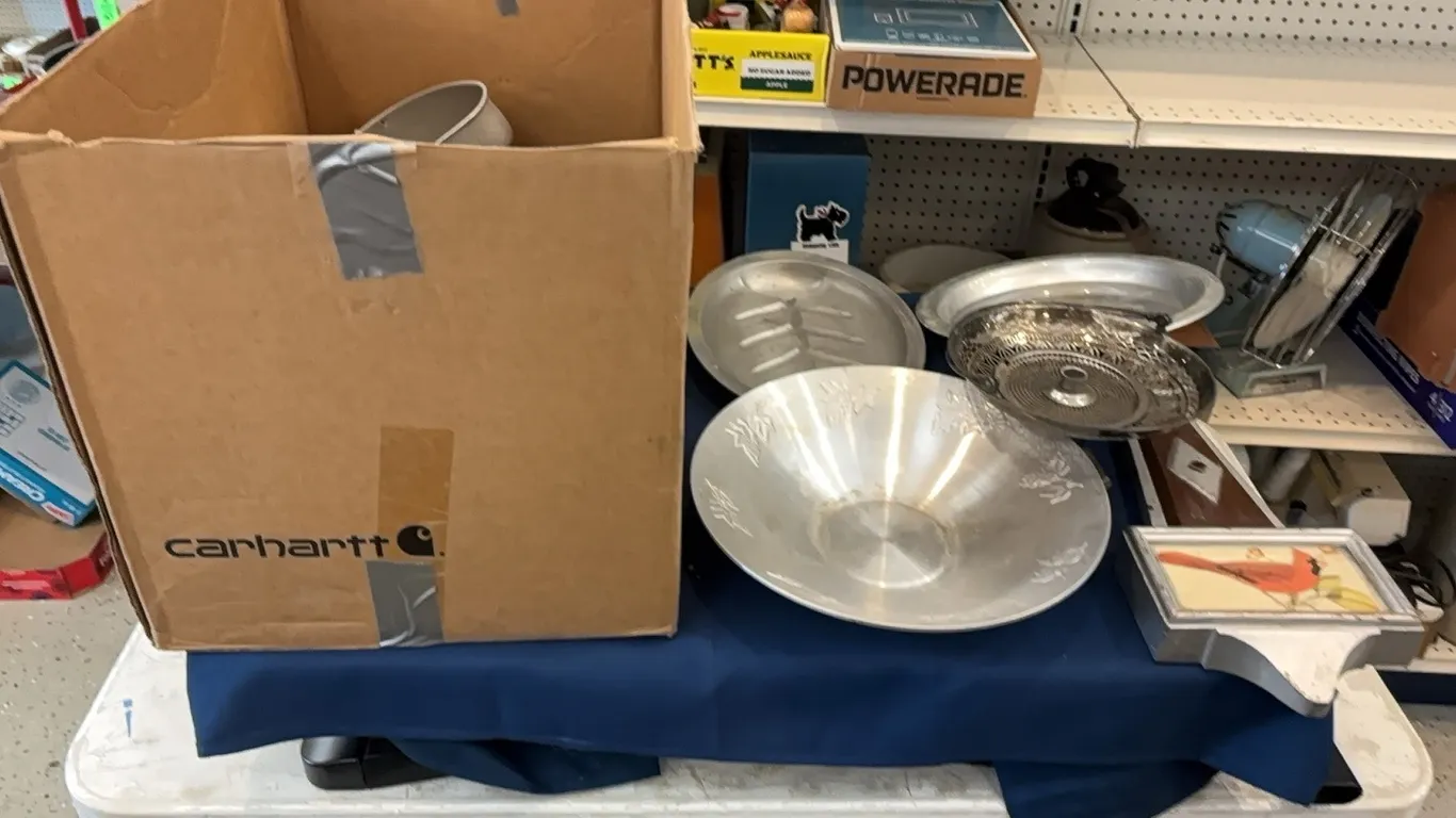 Trays and pans