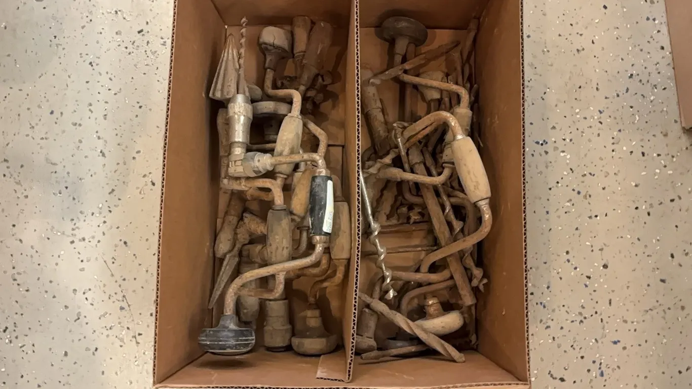 Brace drill and auger bit