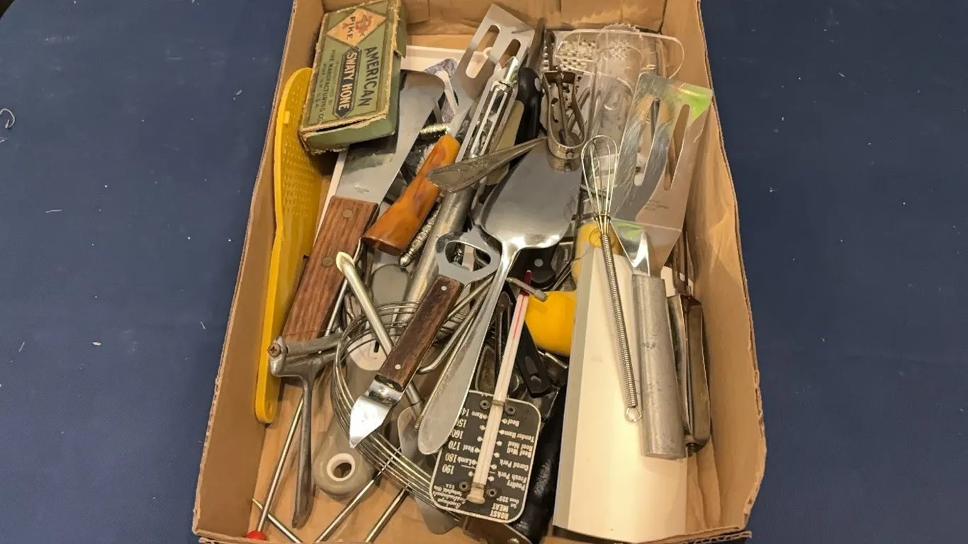 Kitchen utensils