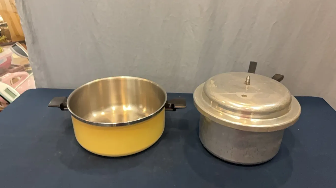 Yellow Pot & Pressure Cooker