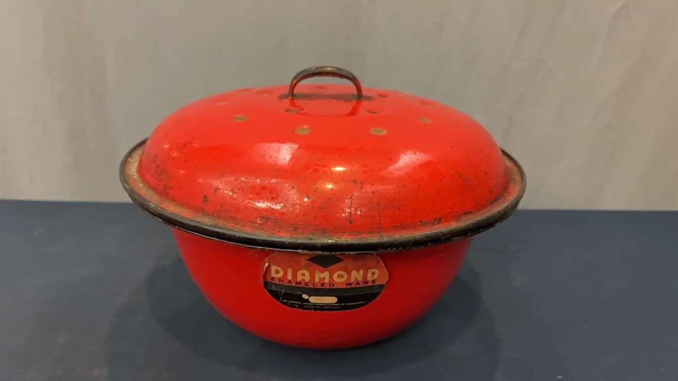 Enamel Pot