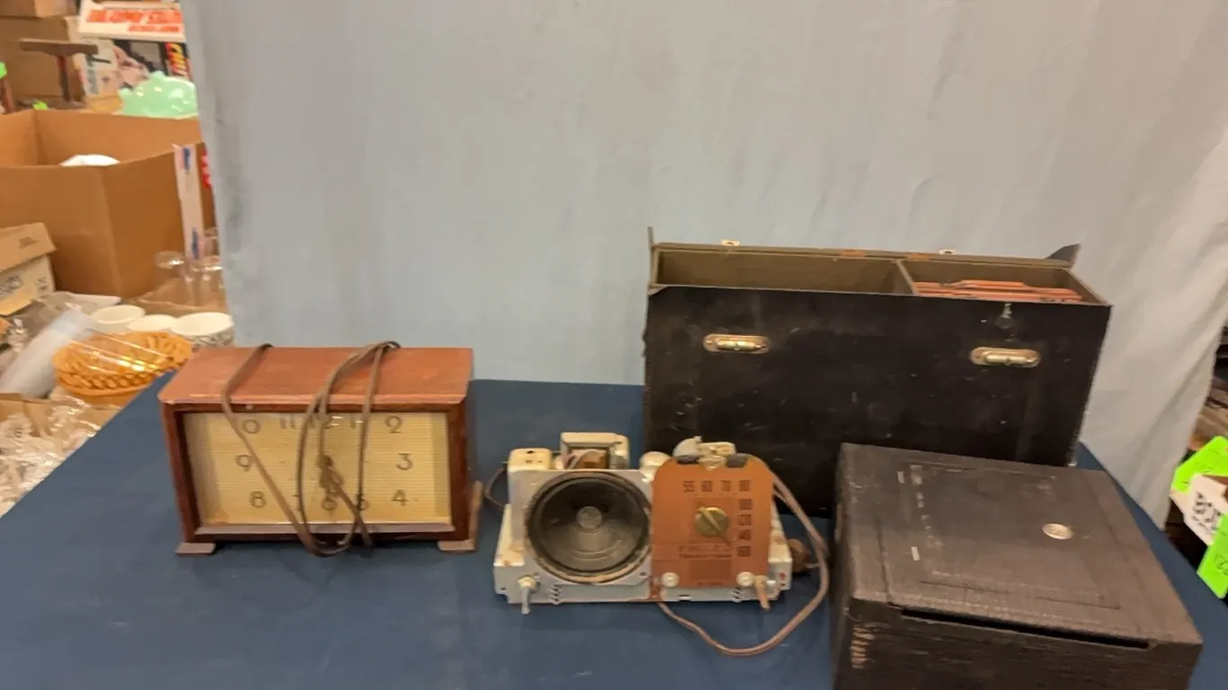 Antique Radio, Camera & Clock