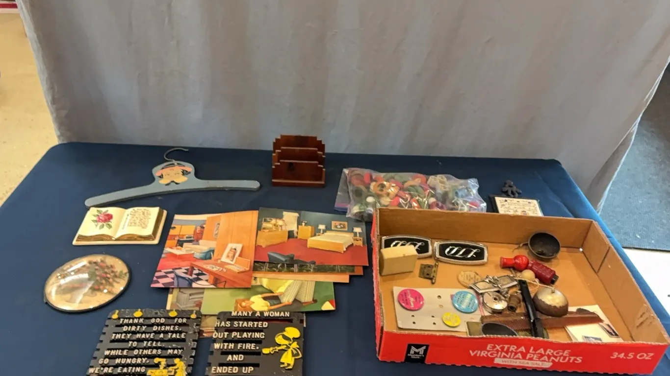 Various Antiques & Collectibles