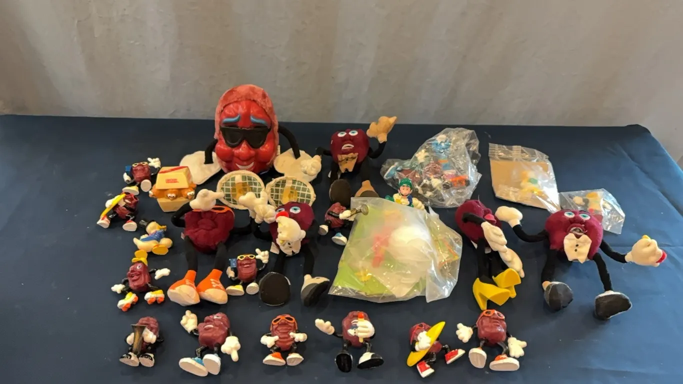 California Raisans Collectibles