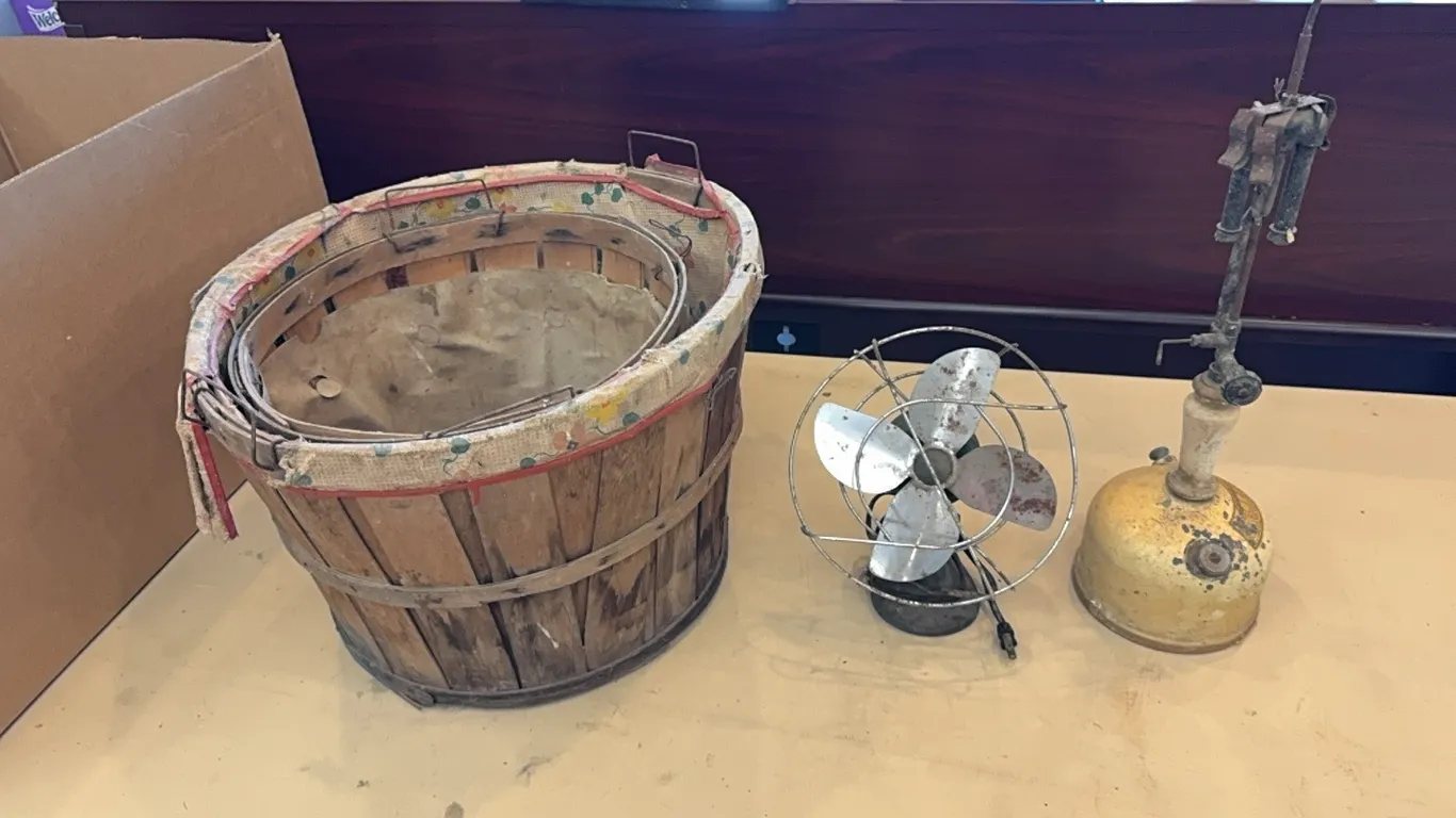 Baskets, fan, lamp