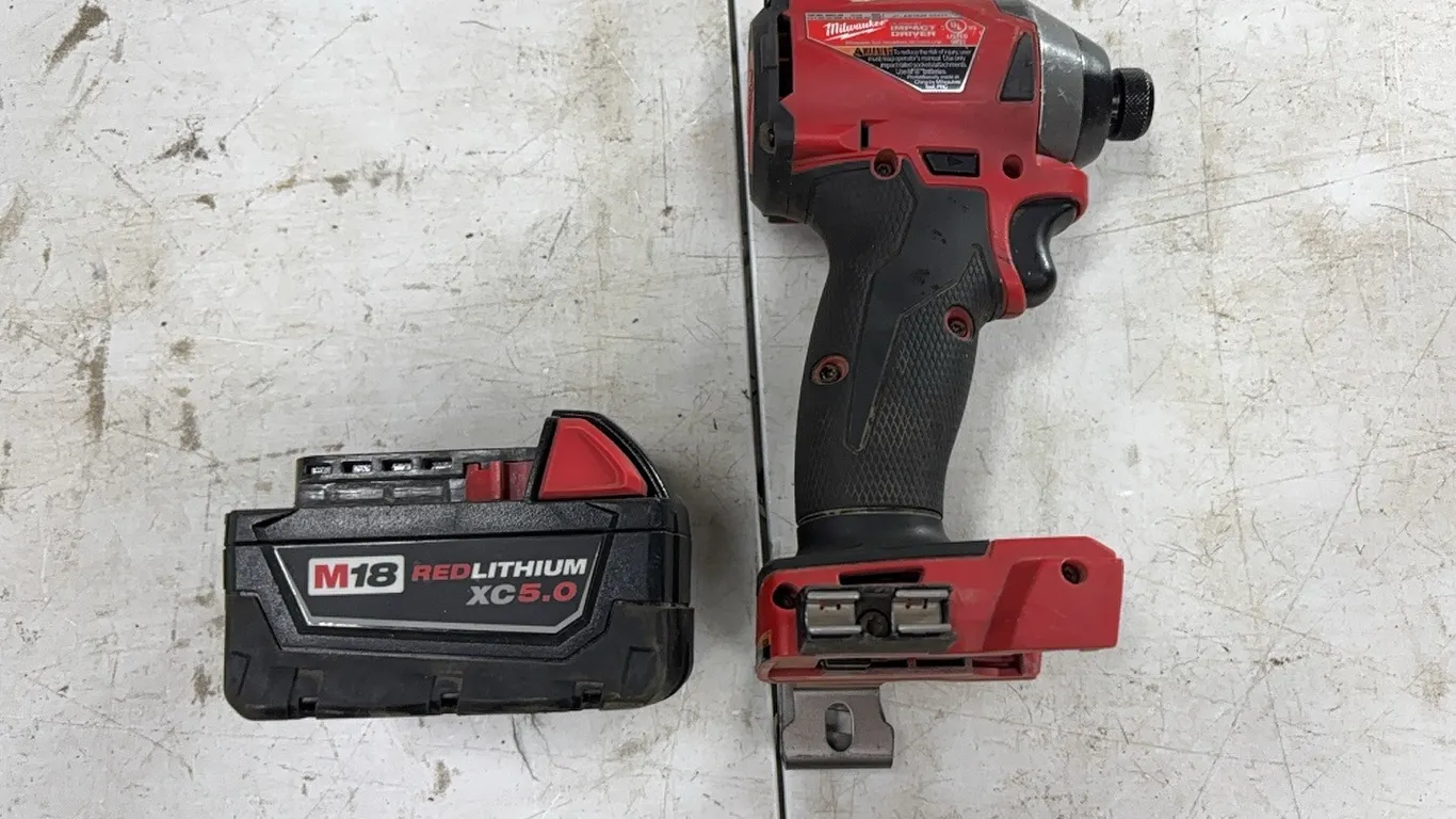 18 volt milwaukee impact dryer