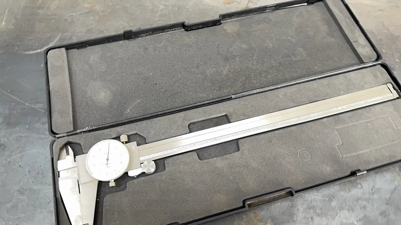 Dial micrometer