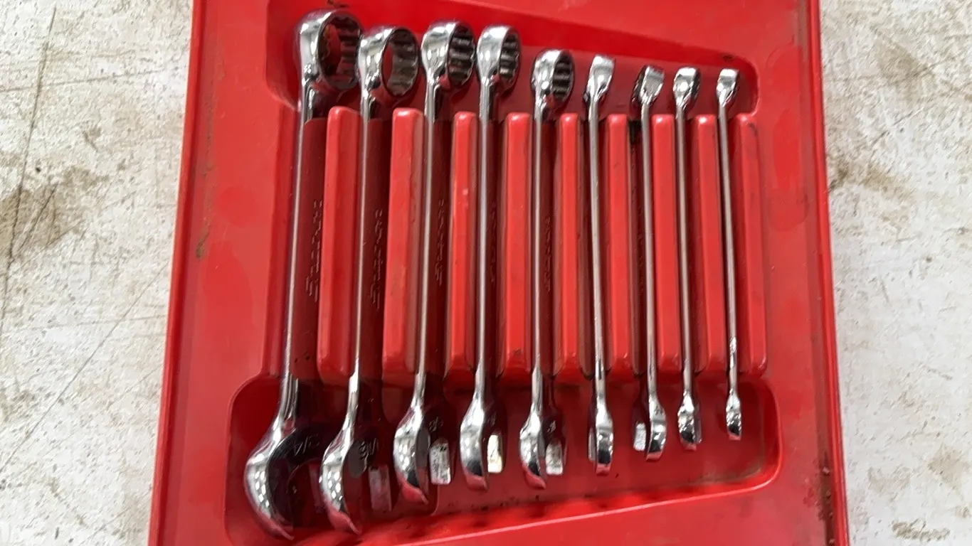 Wrenchs set