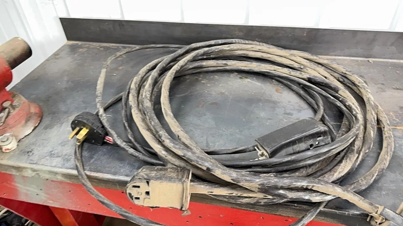 220 ext cords