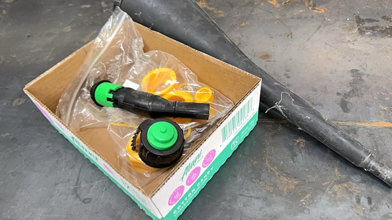 Gas can lids, funnel