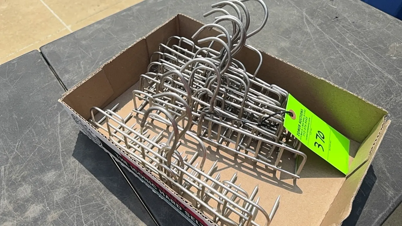Meet hook hangers