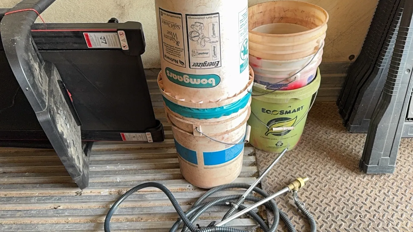 Buckets and siphon