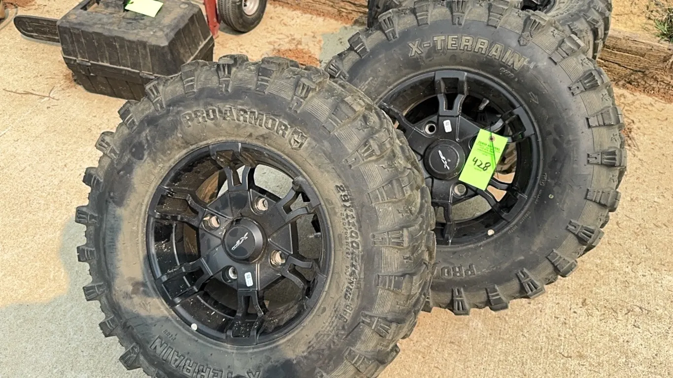 2025 Polais Ranger tires