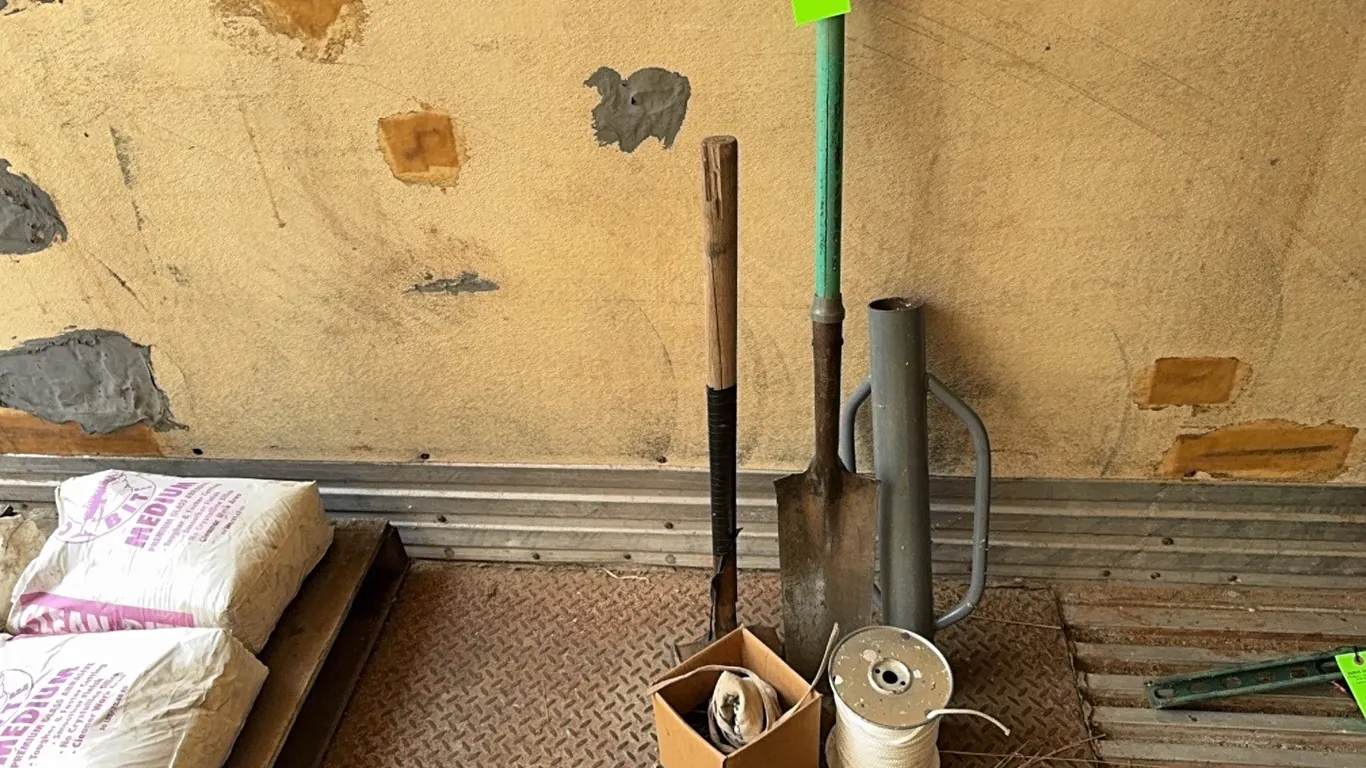 Post pounder, spade, rope